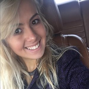 Meet your Posher, Nikki